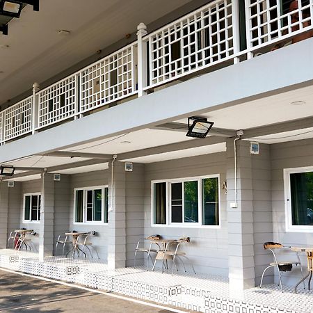 Baan Dara Resort Сарабури Экстерьер фото
