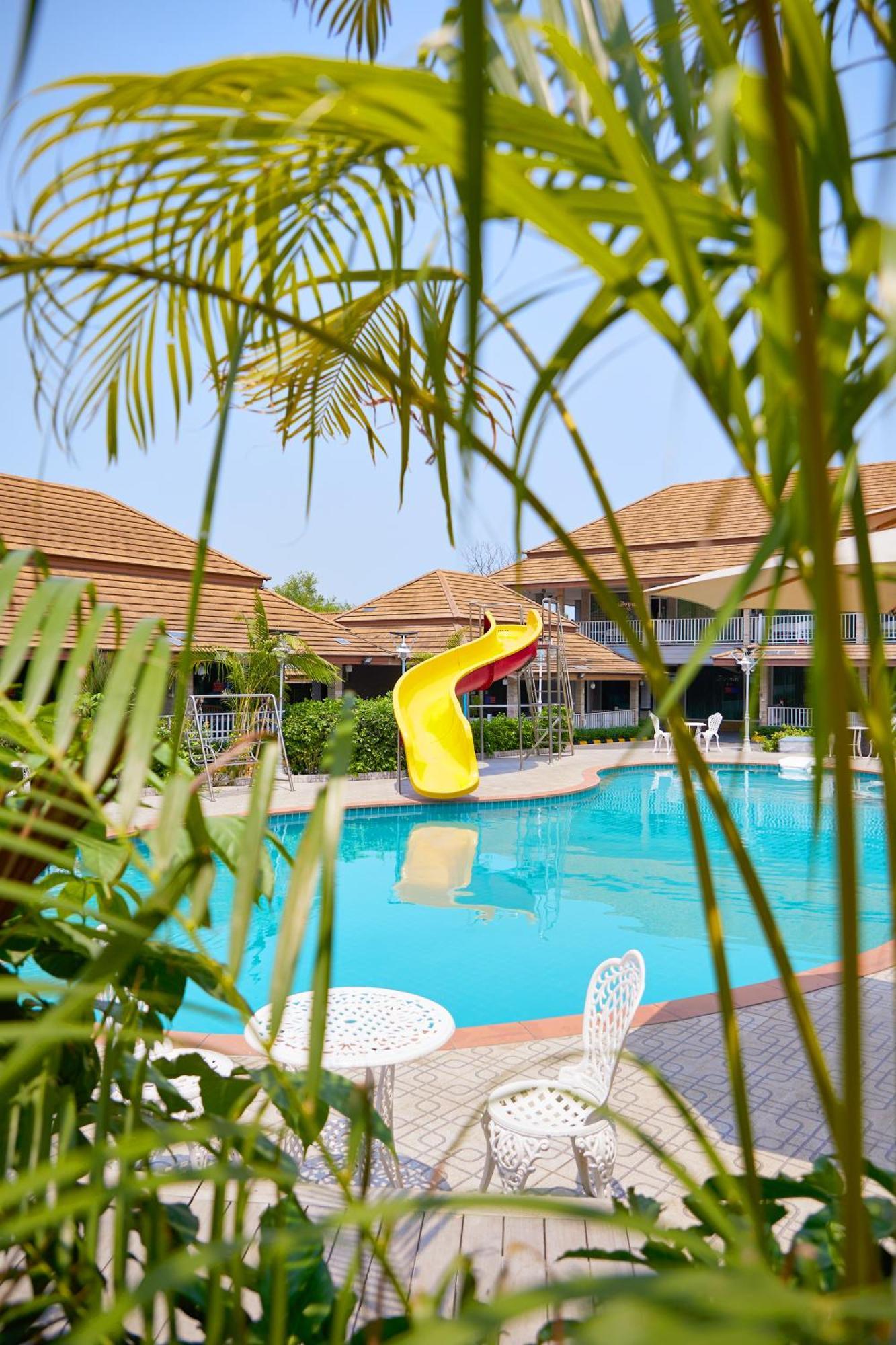 Baan Dara Resort Сарабури Экстерьер фото