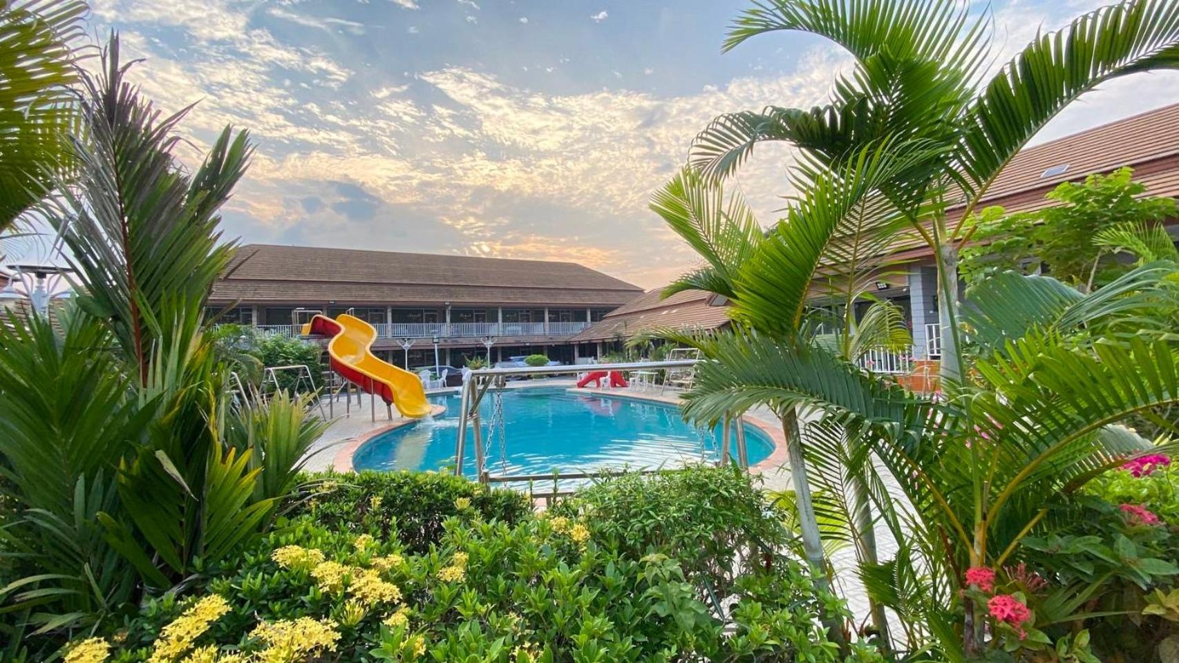 Baan Dara Resort Сарабури Экстерьер фото
